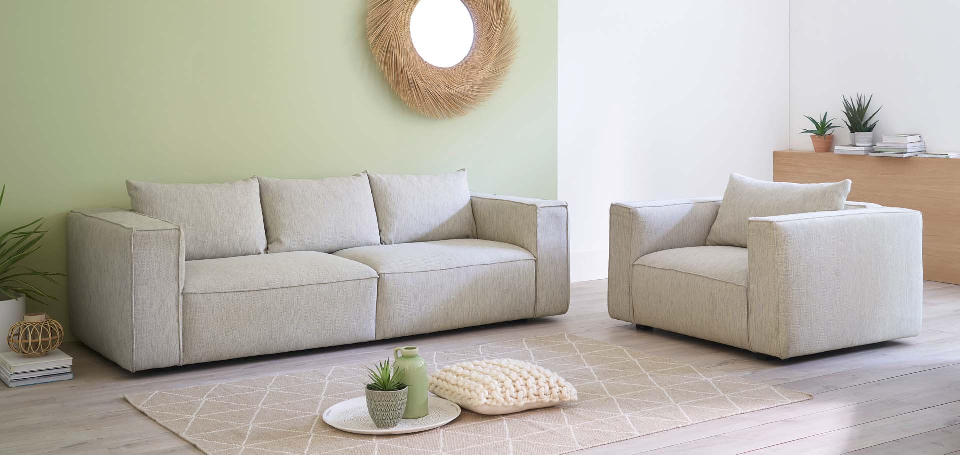 Principes de Feng Shui appliqués dans un salon bien organisé pour la prospérité