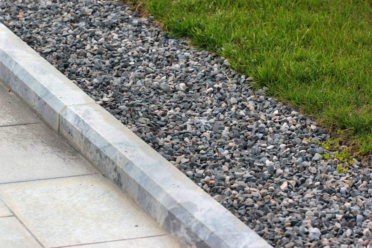 comment choisir et installer des bordures en pierre pour sublimer votre jardin