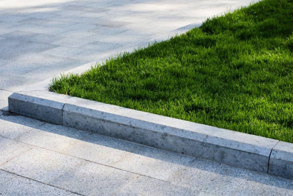 pierre pour vos bordures de jardin