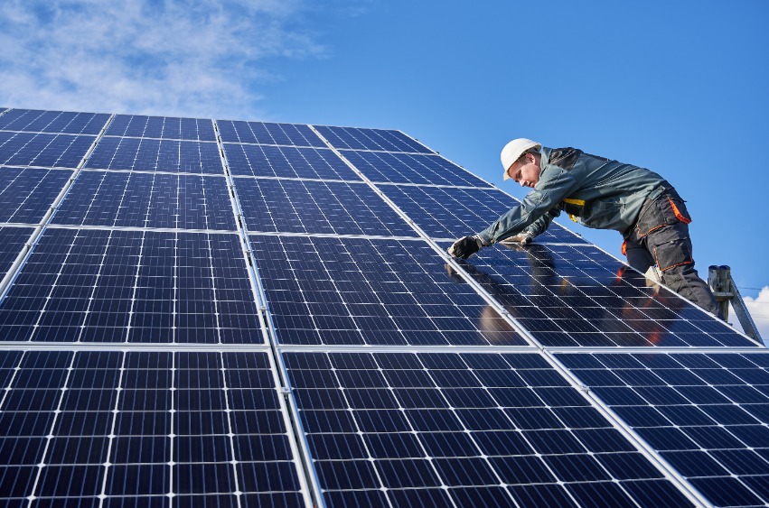 les étapes d’une installation réussie de panneaux solaires photovoltaïques